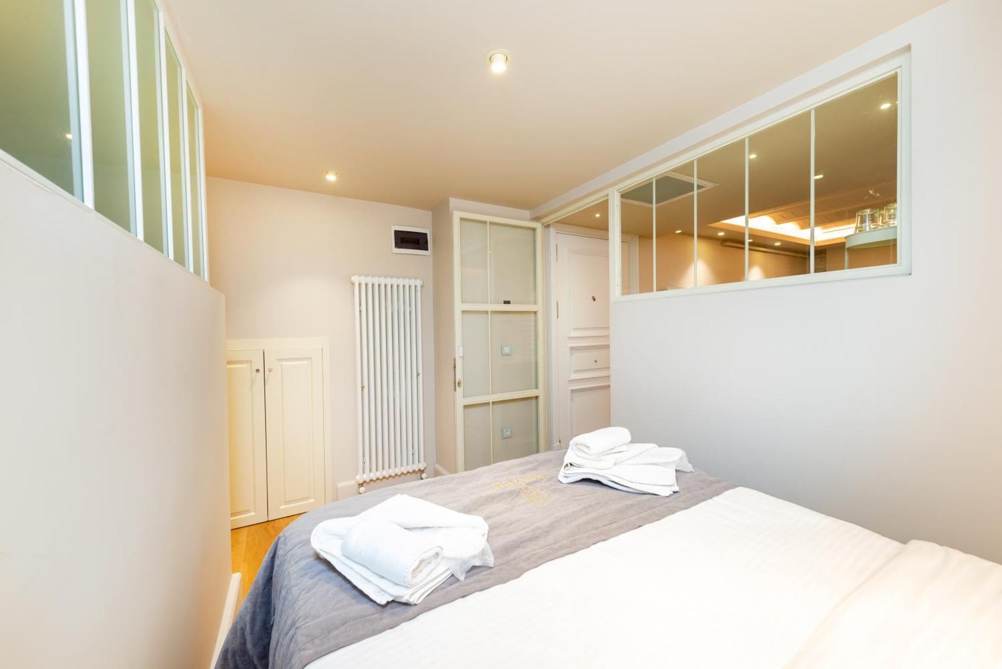 Mayer Liberty Apartments อิสตันบูล ภายนอก รูปภาพ